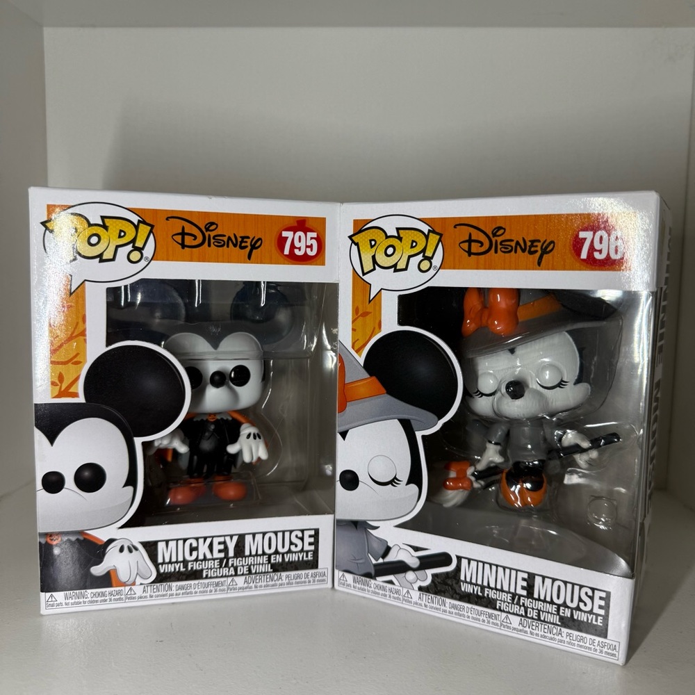 (2 Funko Pop Set) Disney Spooky Mickey & Witchy Minnie Mouse